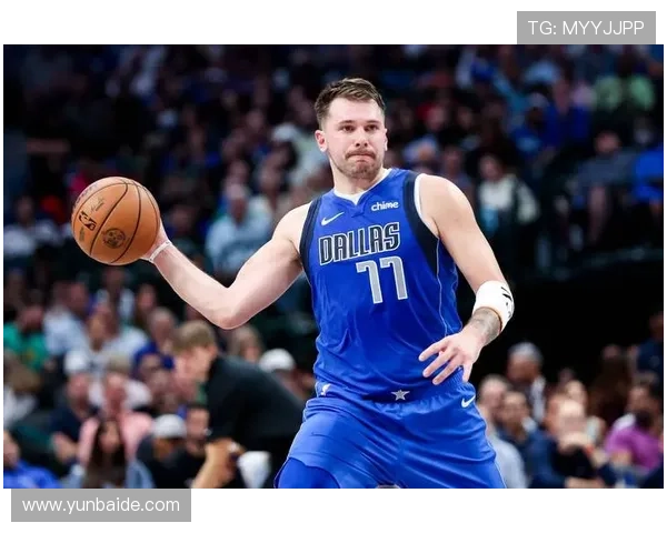 弗莱对艾顿发声:学习莱夫利和东契奇的传球技巧提升自己 弗莱对艾顿发声:学习莱夫利和东契奇的传球技巧提升自己