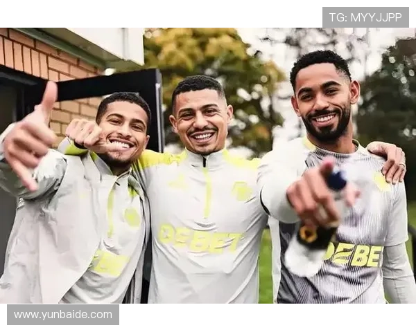 曼联关注狼队中场戈麦斯库尼亚赞其风格似卡塞米罗 曼联关注狼队中场戈麦斯库尼亚赞其风格似卡塞米罗